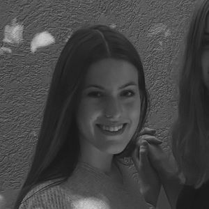 Meet your Posher, Abby